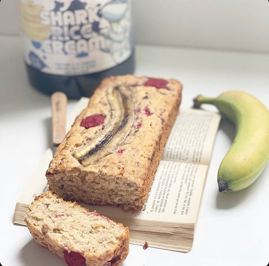 Banana bread aux framboises et à la crème de riz