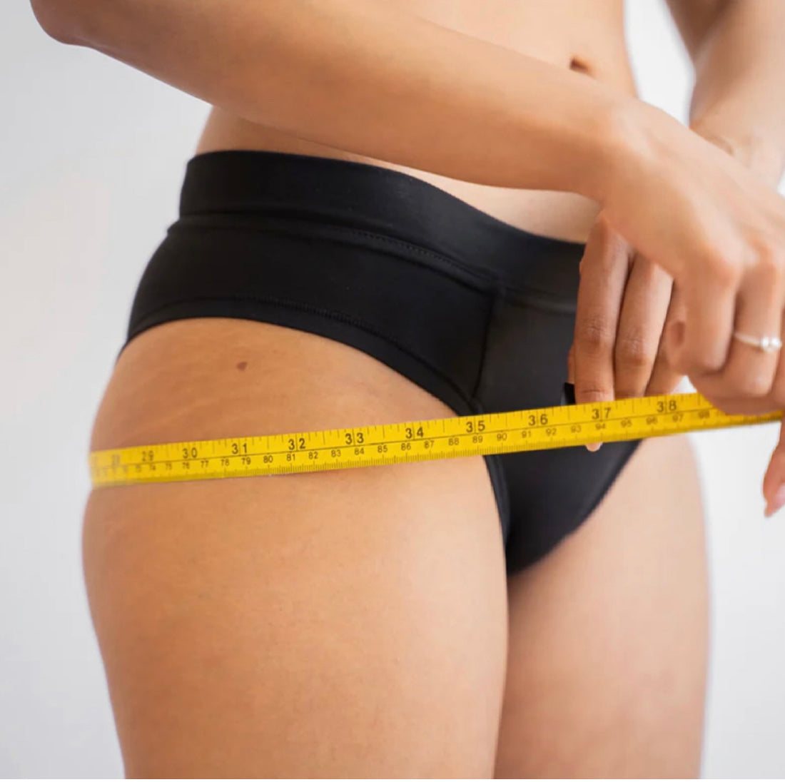 Drainage du corps, rétention d’eau : comment enlever la cellulite et perdre du poids durablement ?